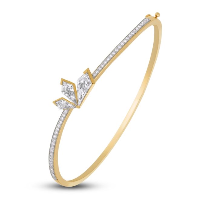 J'Lure Kite Step-Cut Lab-Created Diamond Three-Stone Bangle Bracelet 2-1/3 ct tw 14K Yellow Gold